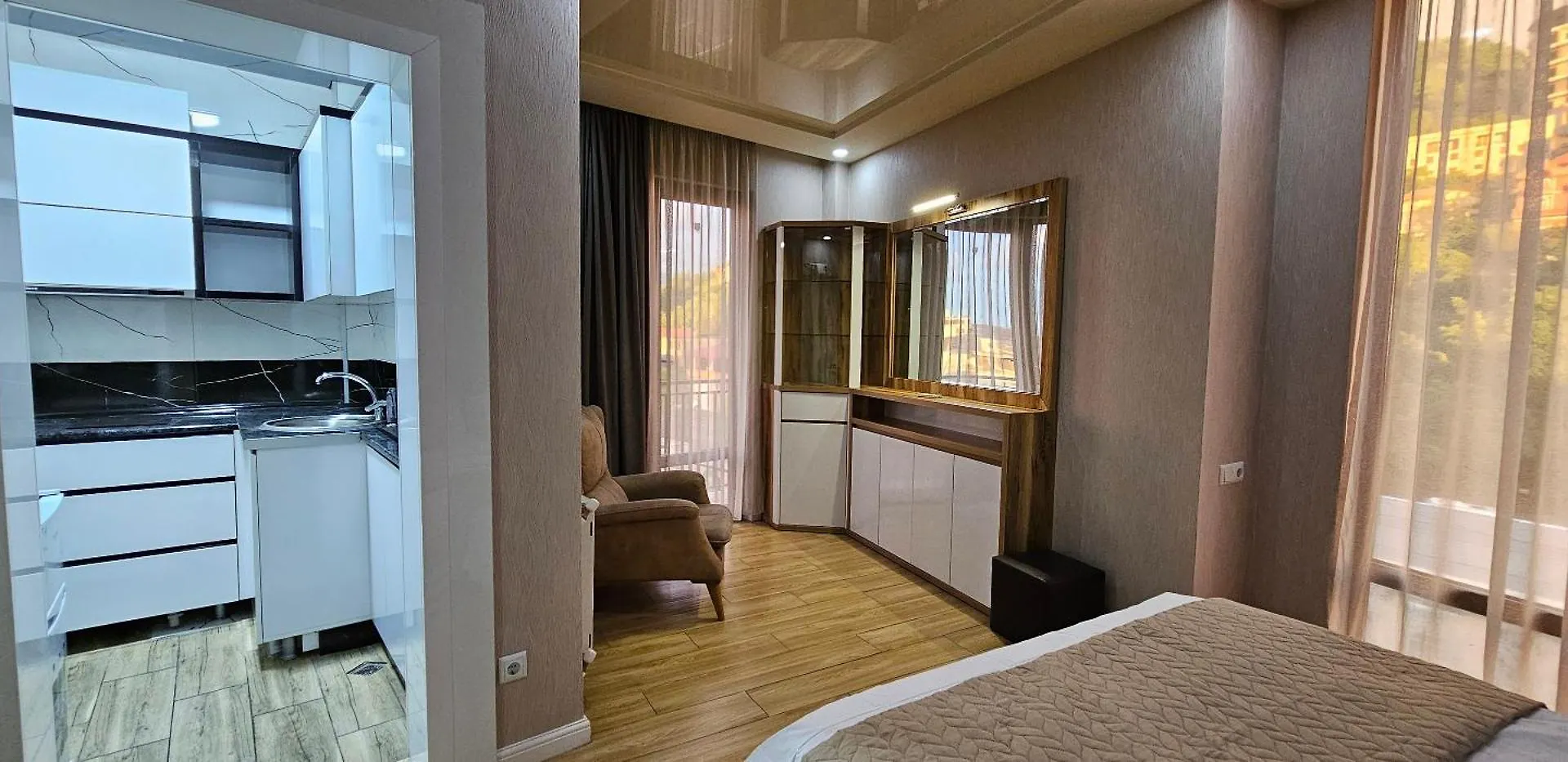 Hotel Sunny Batumi