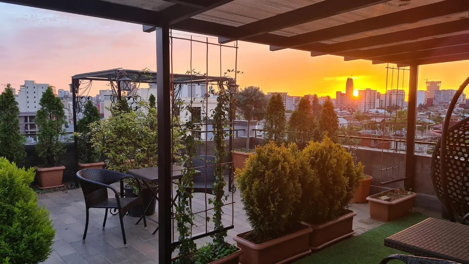 Hotel Sunny Batumi